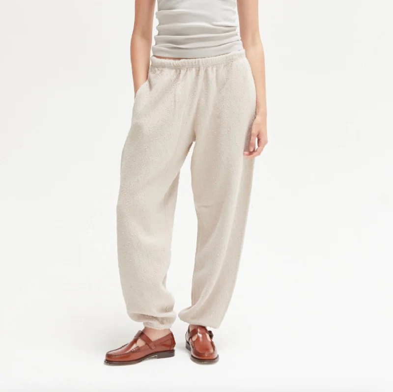 Agnes Sweatpant In Stone