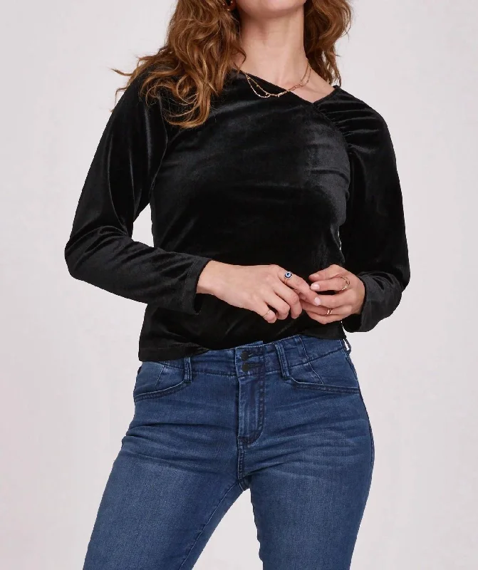 Brielle Velvet Top In Black