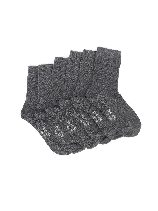 6 Pair Socks